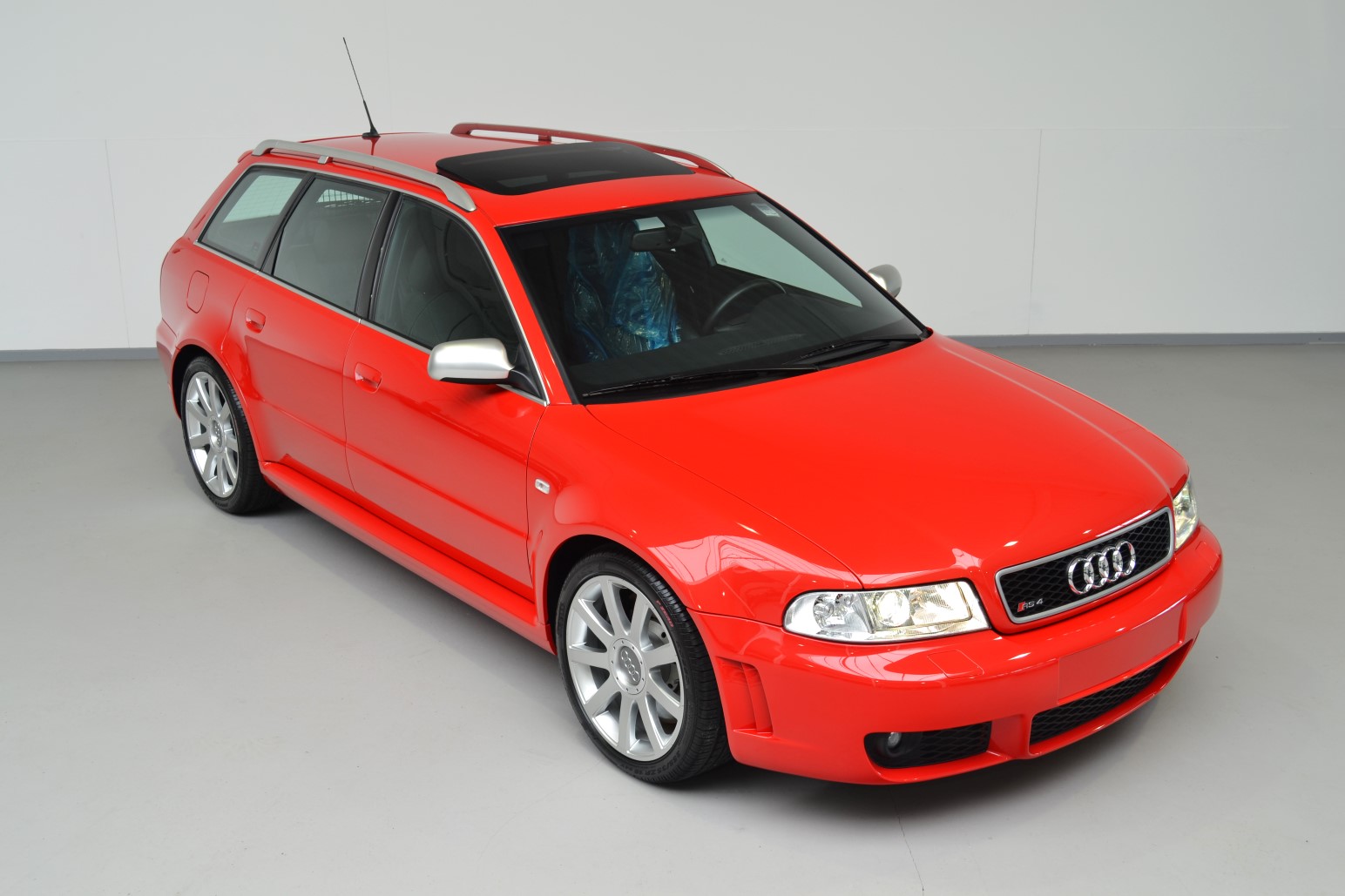 Audi RS4 (B5) oben