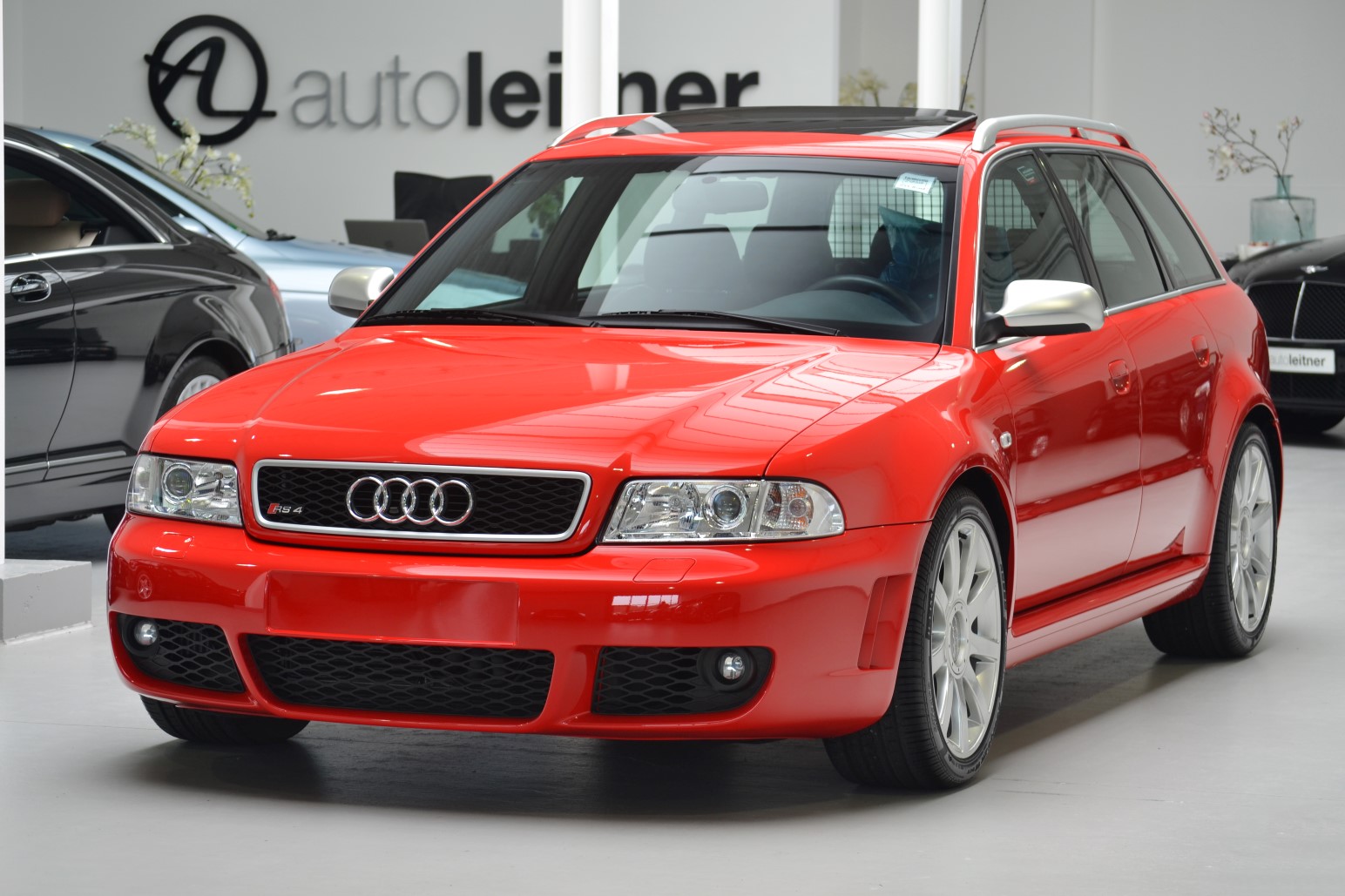 Audi RS4 (B5)