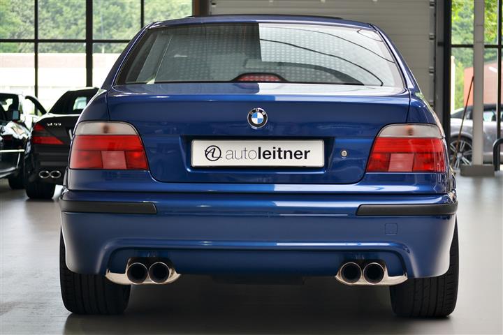 BMW M5 E39 hinten