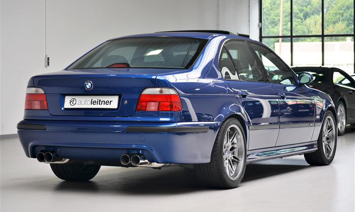 BMW M5 E39 hinten rechts