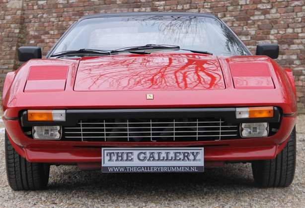 Ferrari 308 vorne