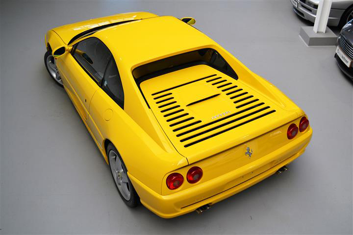 Ferrari F355 oben