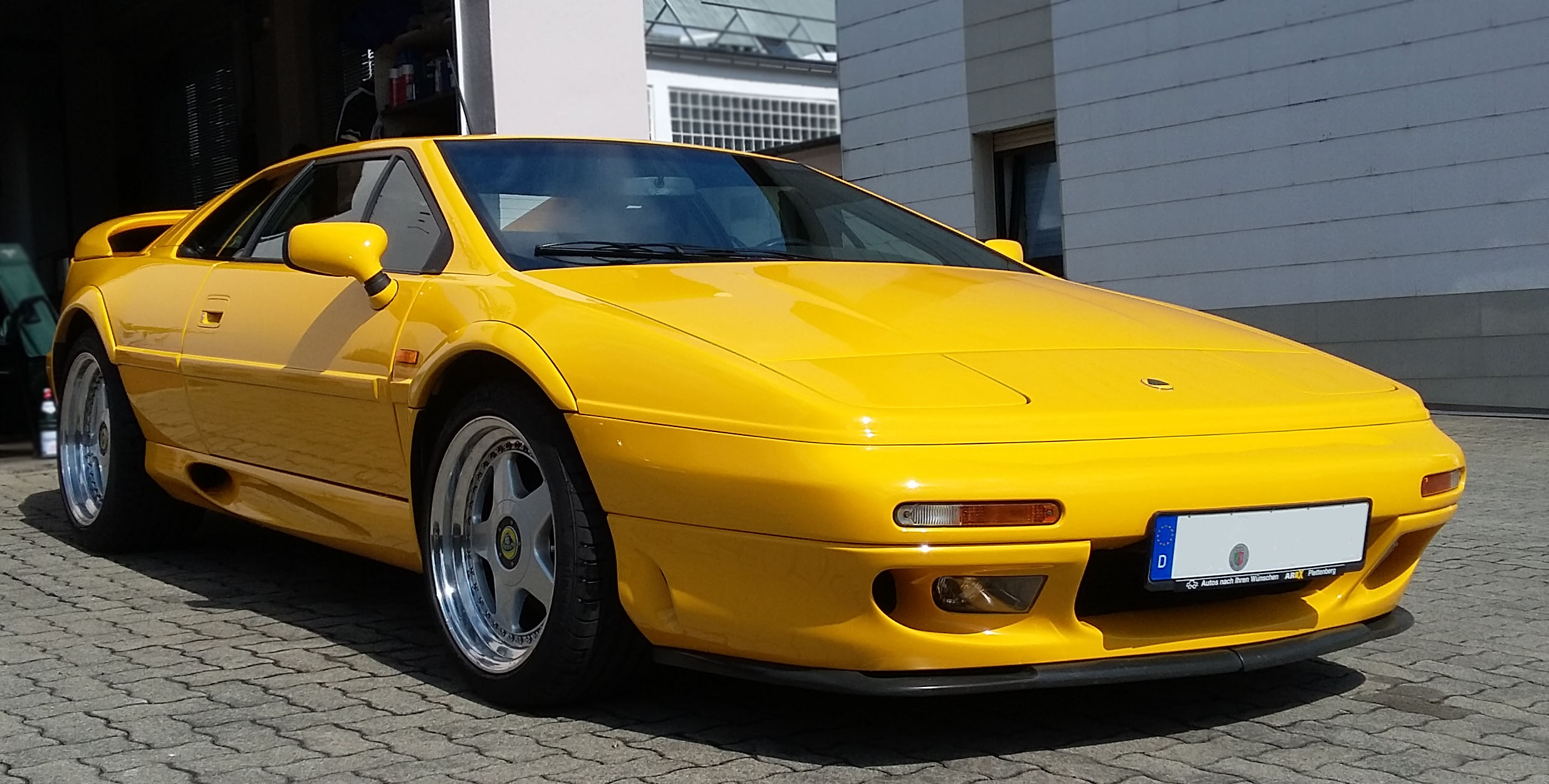 Lotus Esprit S4s