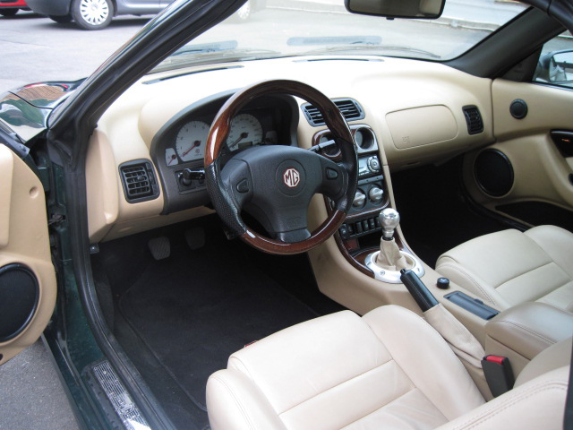 MG TF Cockpit