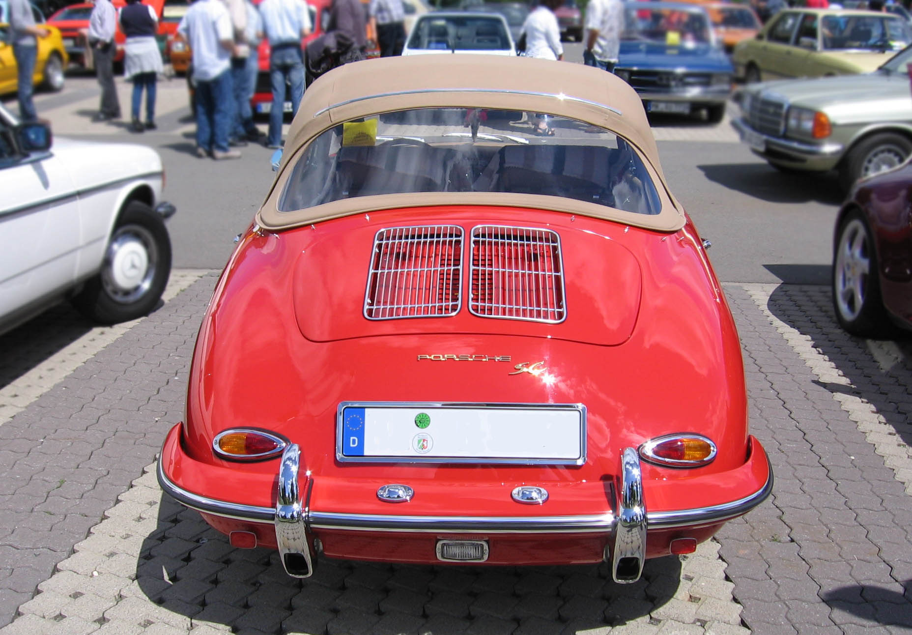 Porsche 356 C hinten