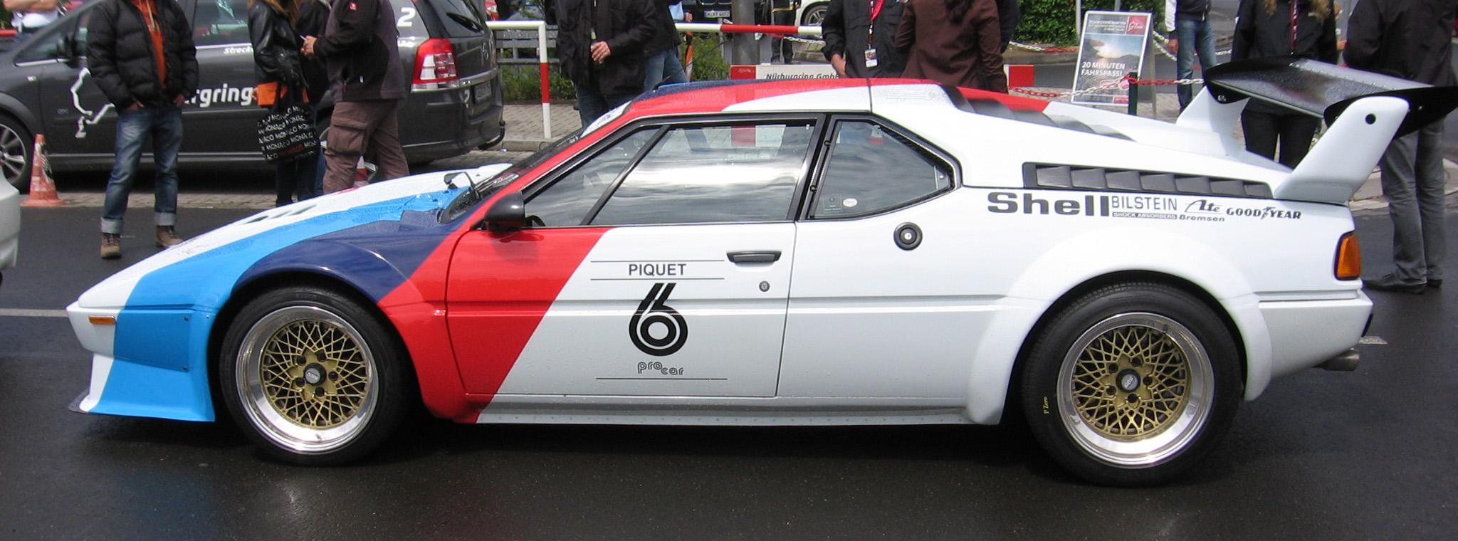 BMW M1 Seite