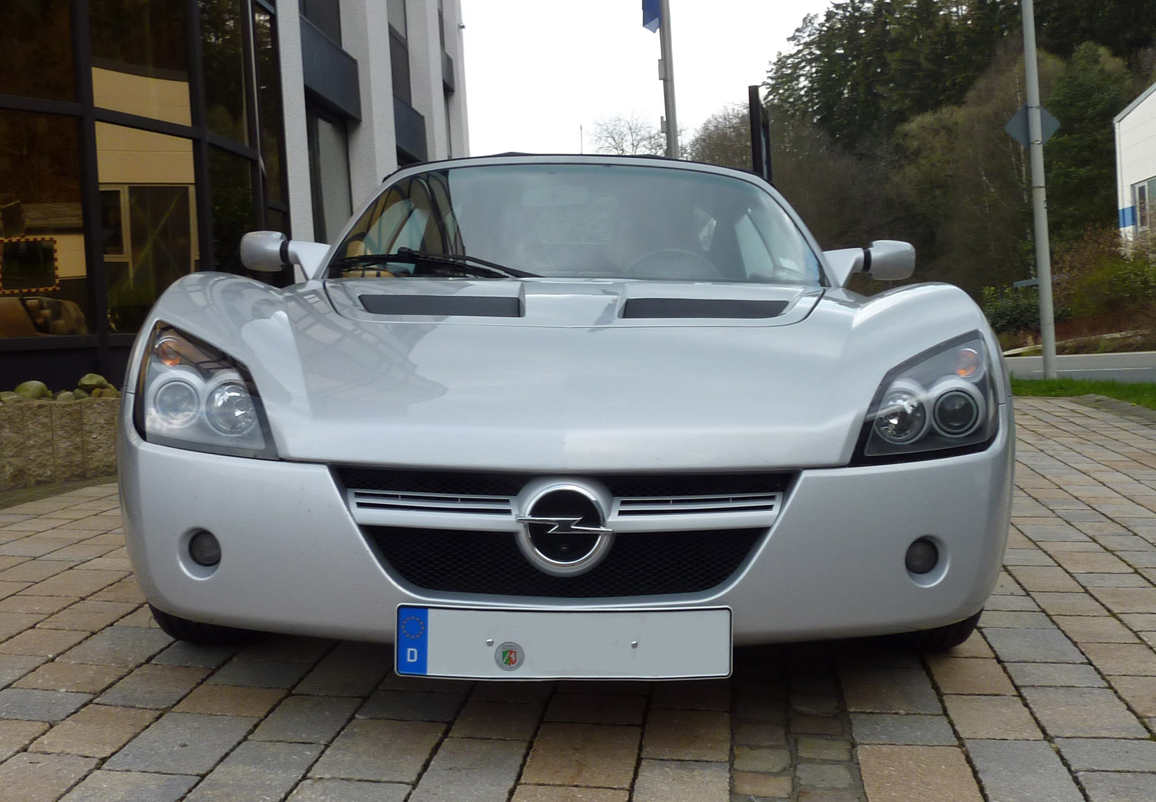 Opel Speedster vorne